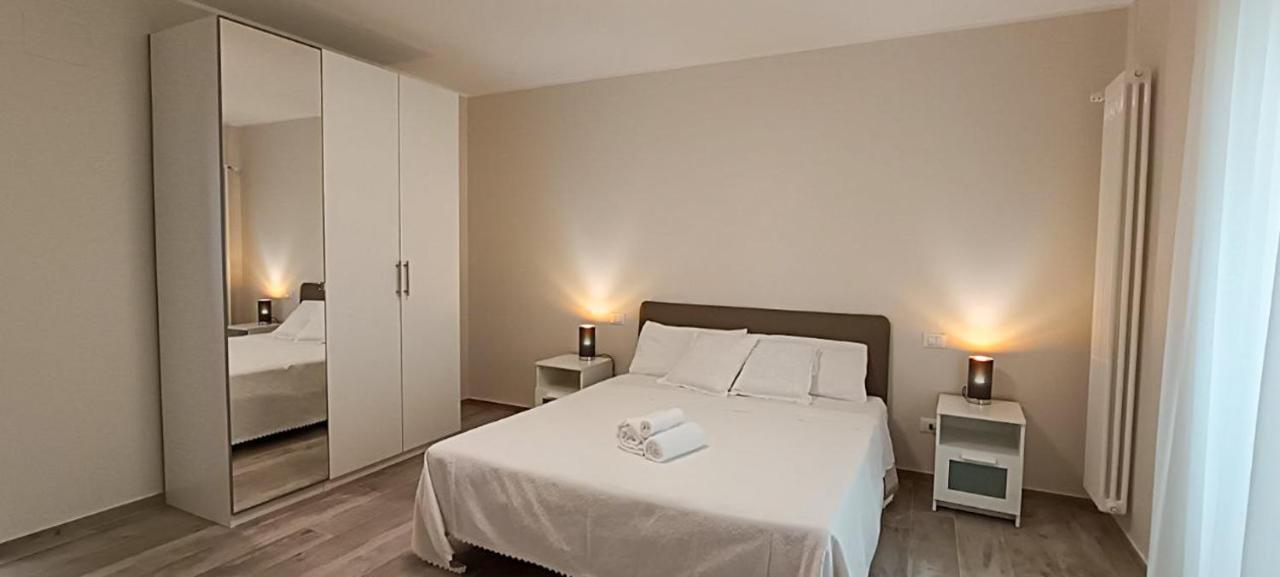 House Apartment *